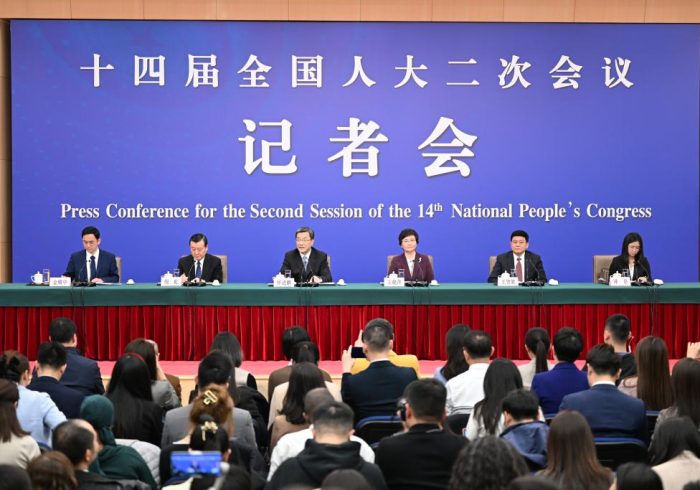 برگزاری کنفرانس مطبوعاتی مربوط به معیشت مردم مجلس ملی نمایندگان خلق چین